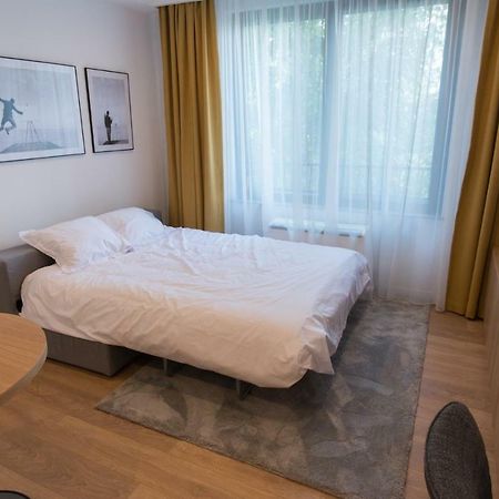 Arbans Elegant Apartment In The City Center Bukares Bagian luar foto